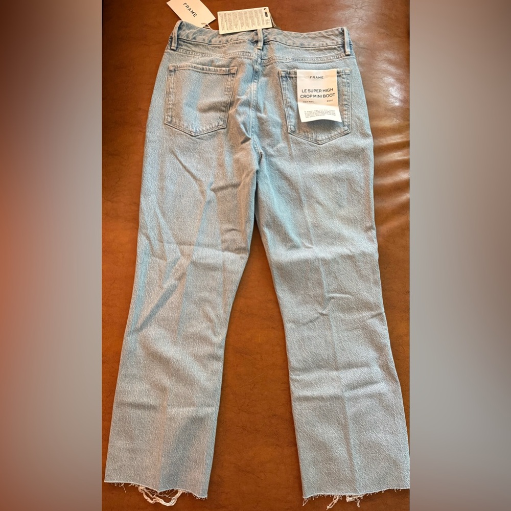 FRAME Le Super High Crop Bootcut Jeans Distressed Raw Hem Size 31 NWT $320 MSRP - Picture 6 of 10
